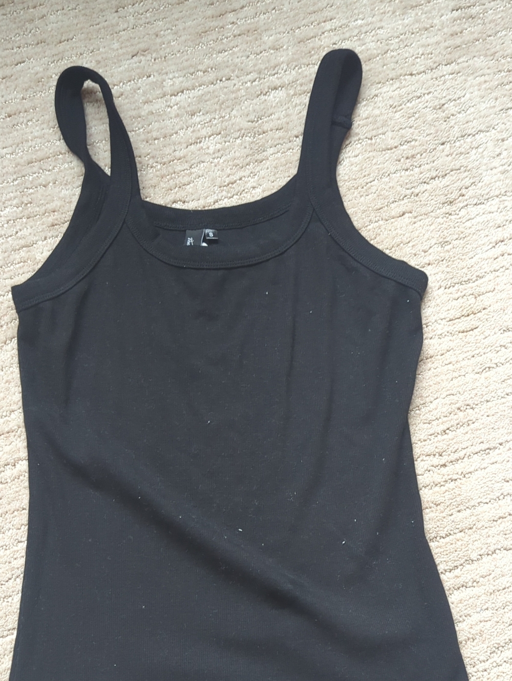 Essential Black Scoop Neck Tank Top